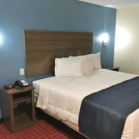 Americas Best Value Inn Decatur Exterior foto